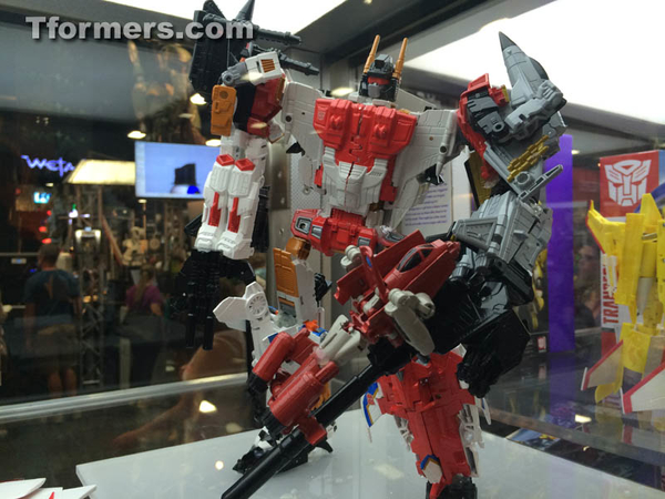 Sdcc 2014 Transformers Hasbro Booth 3  (19 of 20)